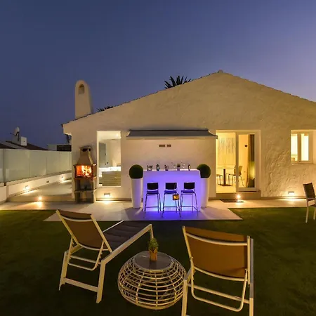 Βίλα Playa Del Ingles Vista Luxury Retreat In Gran Canaria Private Heated Pool Garden Terrace Bbq Rooftop Solarium With Sea Views Prime,