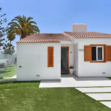 Playa Del Ingles Vista Luxury Retreat In Gran Canaria Private Heated Pool Garden Terrace Bbq Rooftop Solarium With Sea Views Prime, Βίλα *