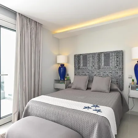 Playa Del Ingles Vista Luxury Retreat In Gran Canaria Private Heated Pool Garden Terrace Bbq Rooftop Solarium With Sea Views Prime, Villa *