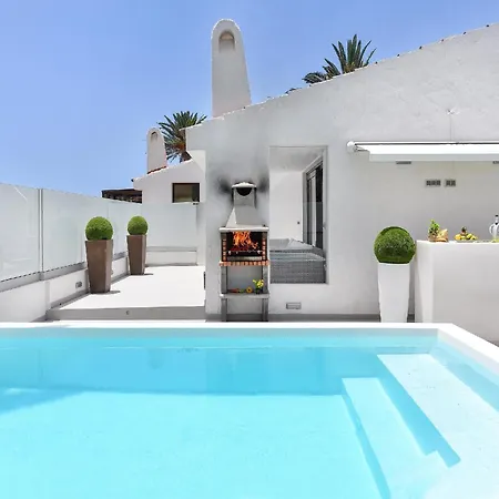 Playa Del Ingles Vista Luxury Retreat In Gran Canaria Private Heated Pool Garden Terrace Bbq Rooftop Solarium With Sea Views Prime, *