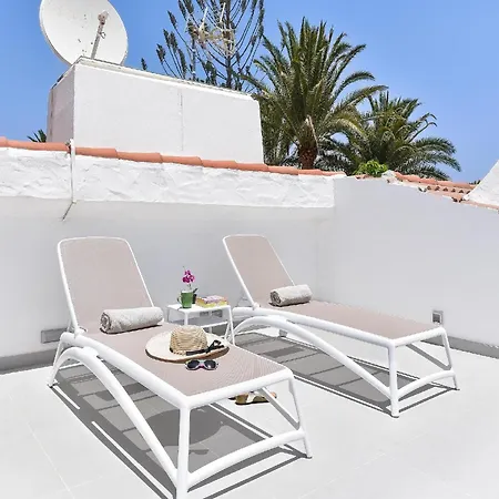 Playa Del Ingles Vista Luxury Retreat In Gran Canaria Private Heated Pool Garden Terrace Bbq Rooftop Solarium With Sea Views Prime,